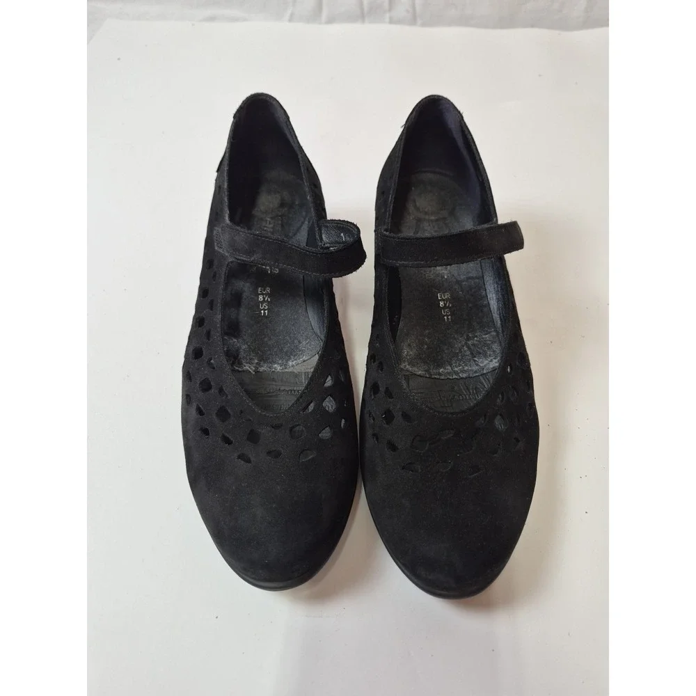 Mephisto Black Suede Mary Jane‎ Shoes Laser Cut US 11 EUR 8.5 Comfort Walking